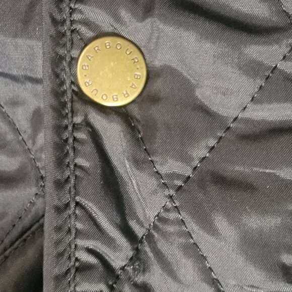 Barbour Womens lightweight down vest size 8 black full zip - Picture 5 of 9